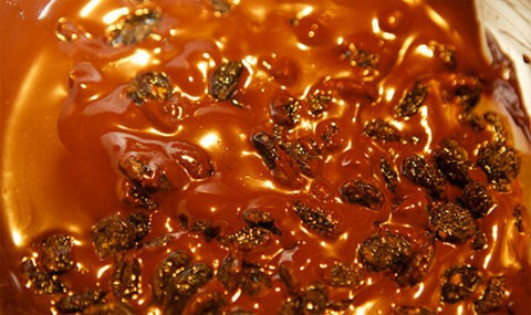 UBRIC #1 Chocolate 70% with grapes/raisins in Cocoa Fruit distillate - 100g
