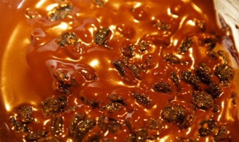 UBRIC #3, Chocolate 70% with raisins in Rose Muscat distillate - 100g